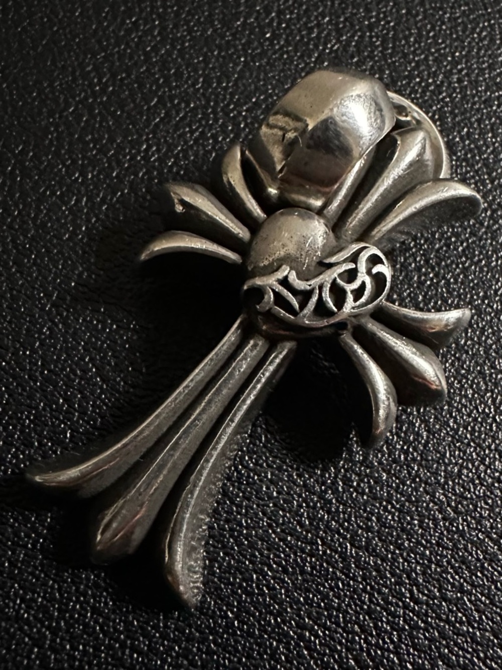 Chrome Hearts Small Cross Vine Heart Bale Pendant 925 Sterling Silver 13.9g